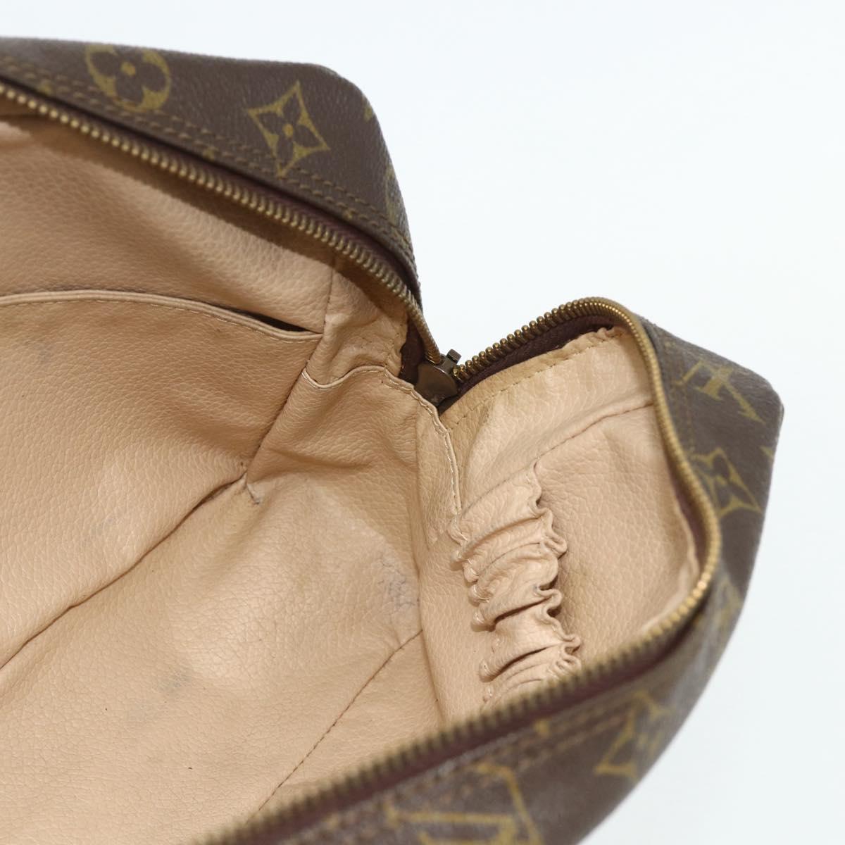 LOUIS VUITTON Monogram Trousse Toilette 28 Clutch Bag M47522 LV Auth ka4332