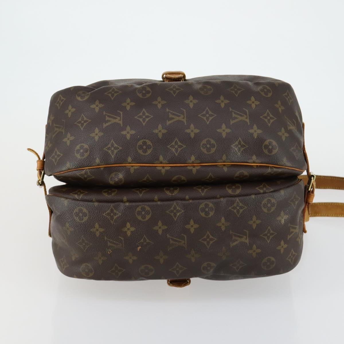 LOUIS VUITTON Monogram Saumur 35 Shoulder Bag M42254 LV Auth ka435
