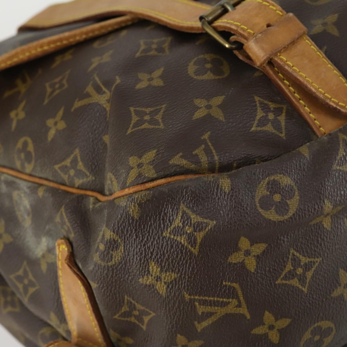 LOUIS VUITTON Monogram Saumur 43 Shoulder Bag M42252 LV Auth ka436