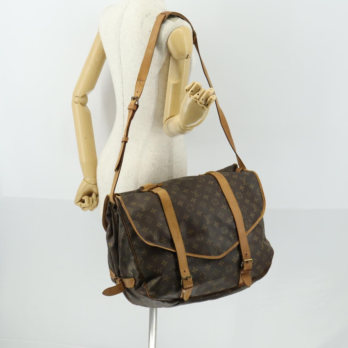 LOUIS VUITTON Monogram Saumur 43 Shoulder Bag M42252 LV Auth ka436