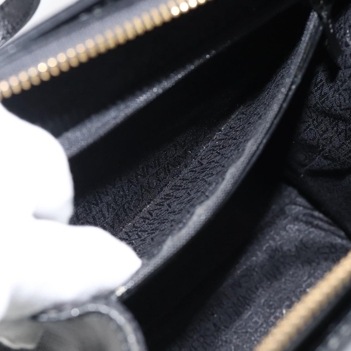 Gianni Versace Shoulder Bag Leather Black Gold Auth ka4376A