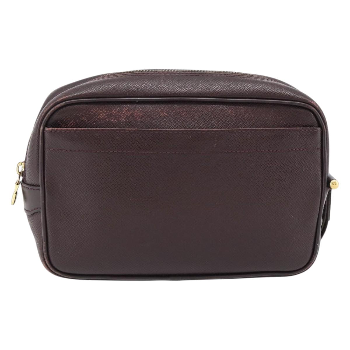 LOUIS VUITTON Taiga Karga Clutch Bag Ardoise M30812 LV Auth ka4427