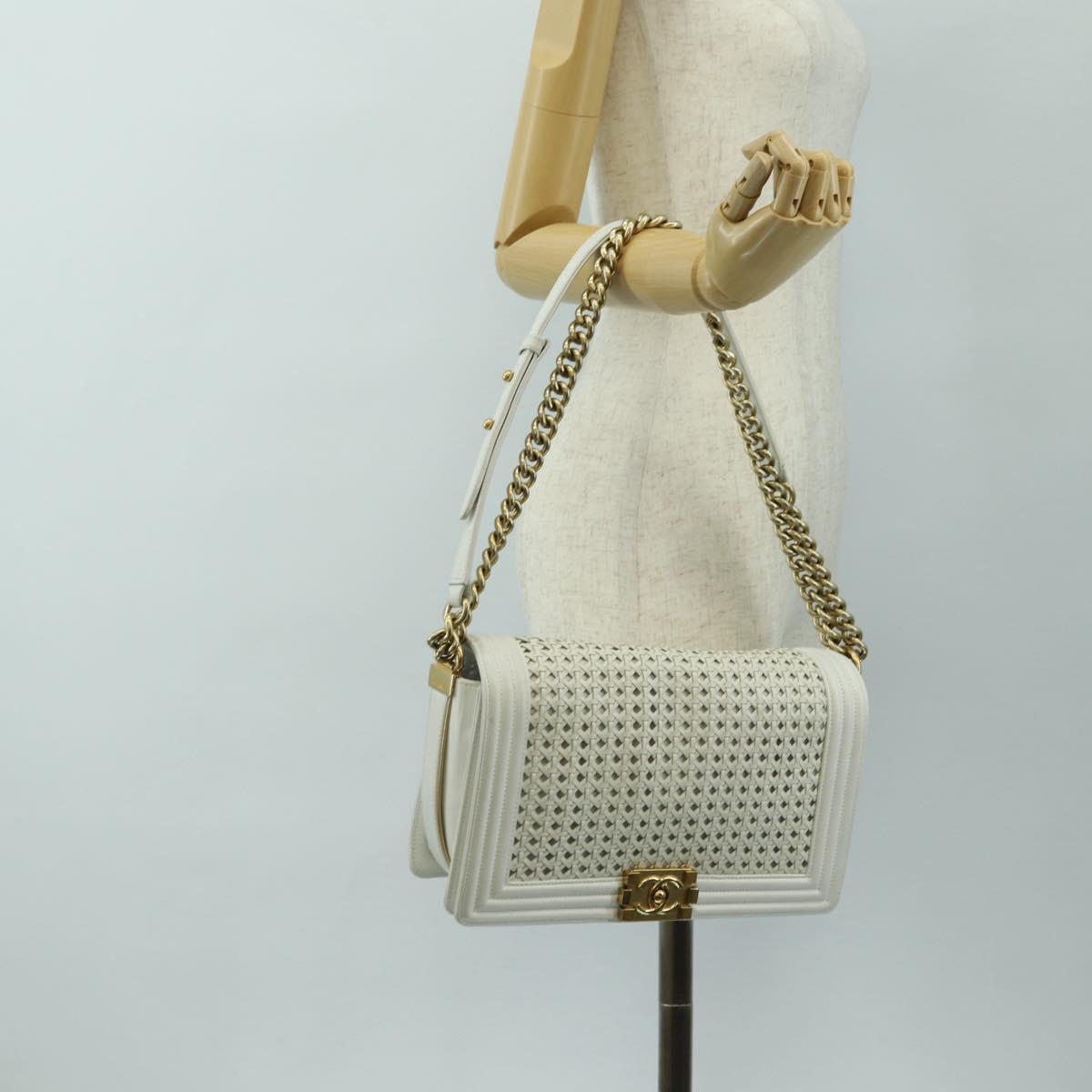 CHANEL Chain Boy Chanel Shoulder Bag Leather White Gold CC Auth ka4428V