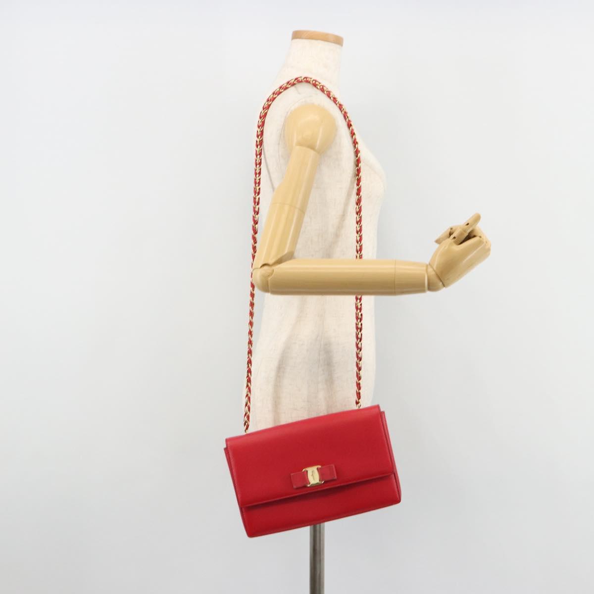 Salvatore Ferragamo Vala Chain Shoulder Bag Leather Red Gold Auth ka4496
