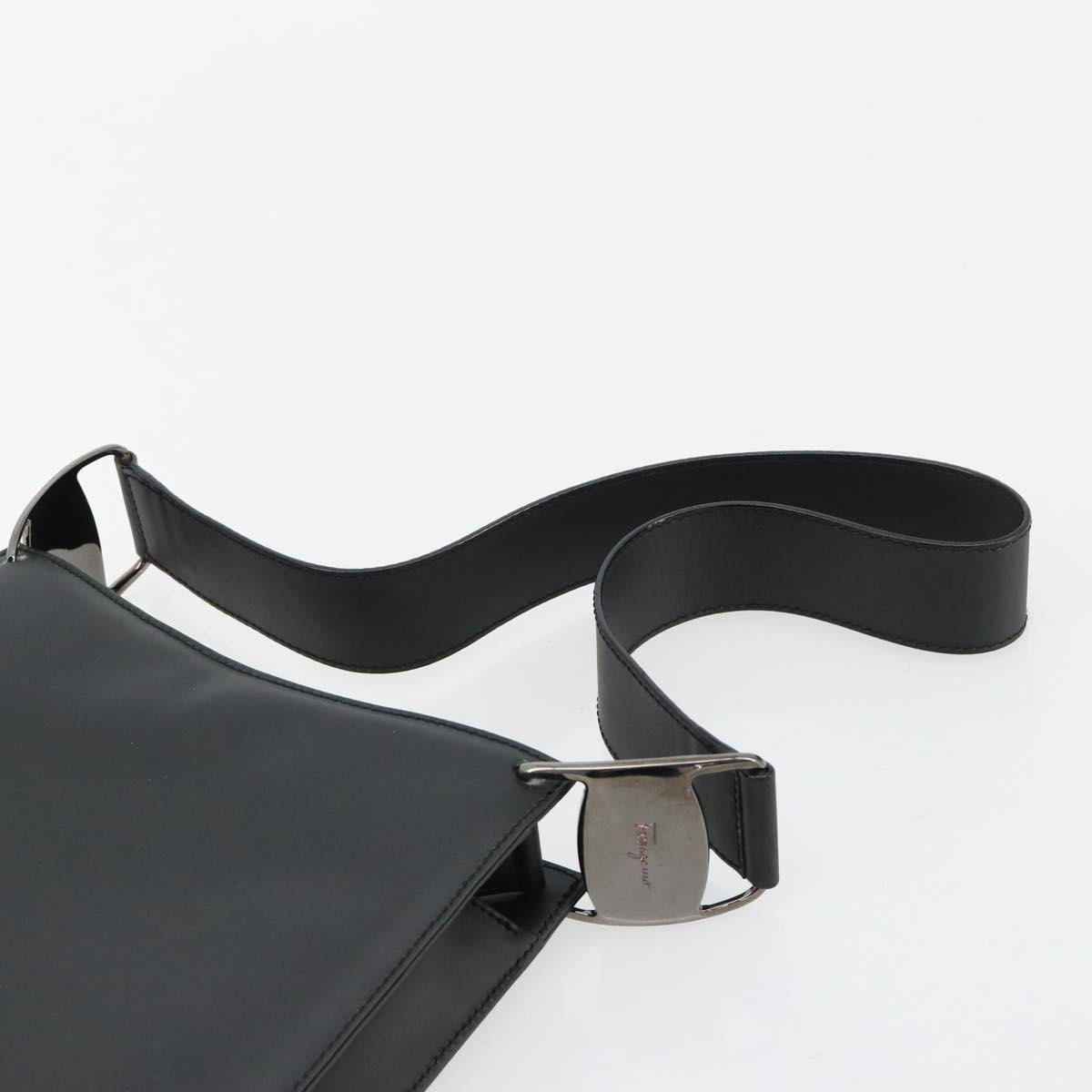 Salvatore Ferragamo Vala Shoulder Bag Leather Black Silver Auth ka4630