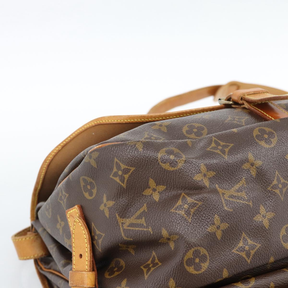 LOUIS VUITTON Monogram Saumur 35 Shoulder Bag M42254 LV Auth ka4631