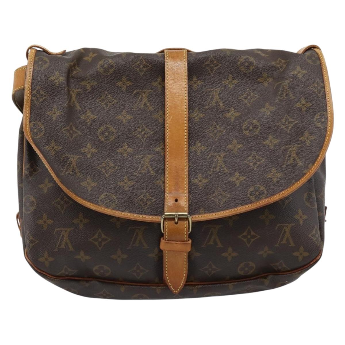 LOUIS VUITTON Monogram Saumur 35 Shoulder Bag M42254 LV Auth ka4631