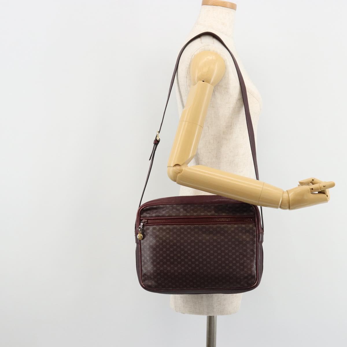 CELINE Shoulder Bag Leather Bordeaux Gold Auth ka4652