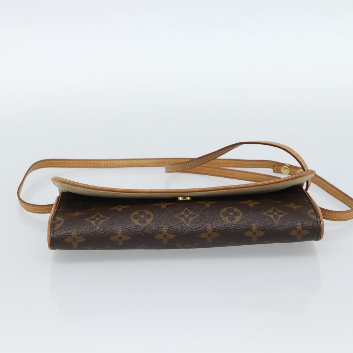 LOUIS VUITTON Monogram Pochette Twin GM Shoulder Bag M51852 LV Auth ka4656A