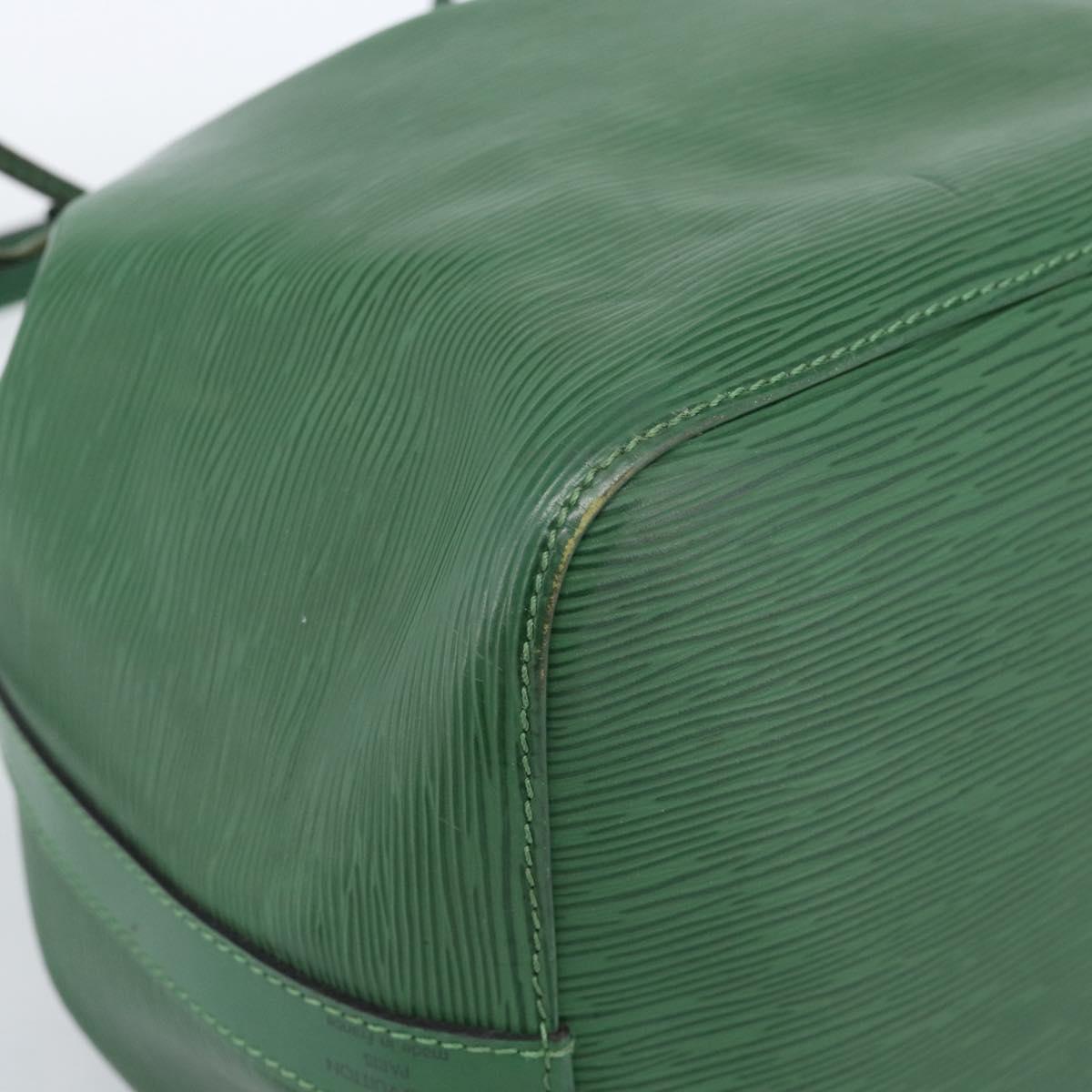 LOUIS VUITTON Epi Petit Noe Shoulder Bag Green M44104 LV Auth ka4681