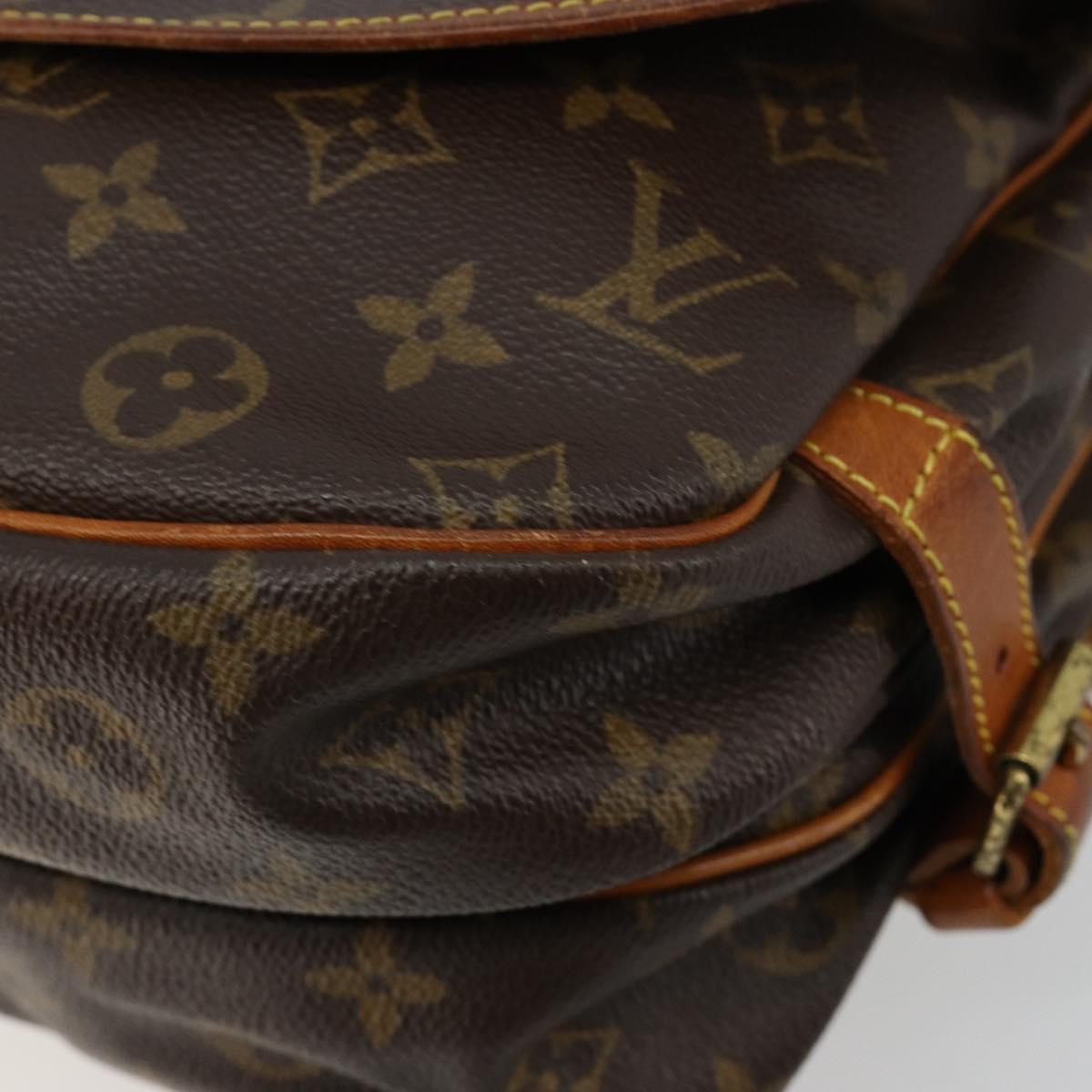 LOUIS VUITTON Monogram Saumur 30 Shoulder Bag M42256 LV Auth ka4691