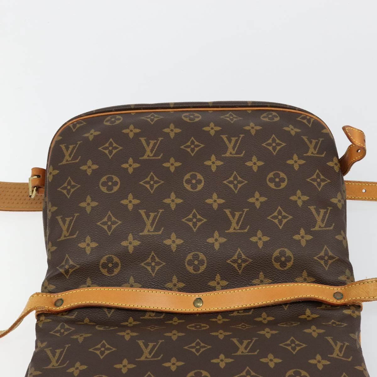 LOUIS VUITTON Monogram Saumur 30 Shoulder Bag M42256 LV Auth ka4691