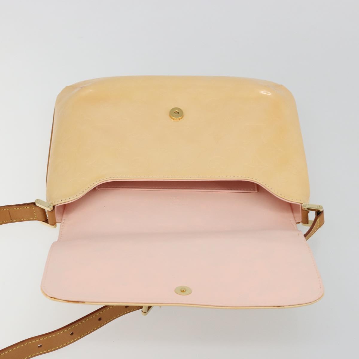 LOUIS VUITTON Vernis Thompson Street Bag Marshmallow Pink M91070 Auth ka4720A