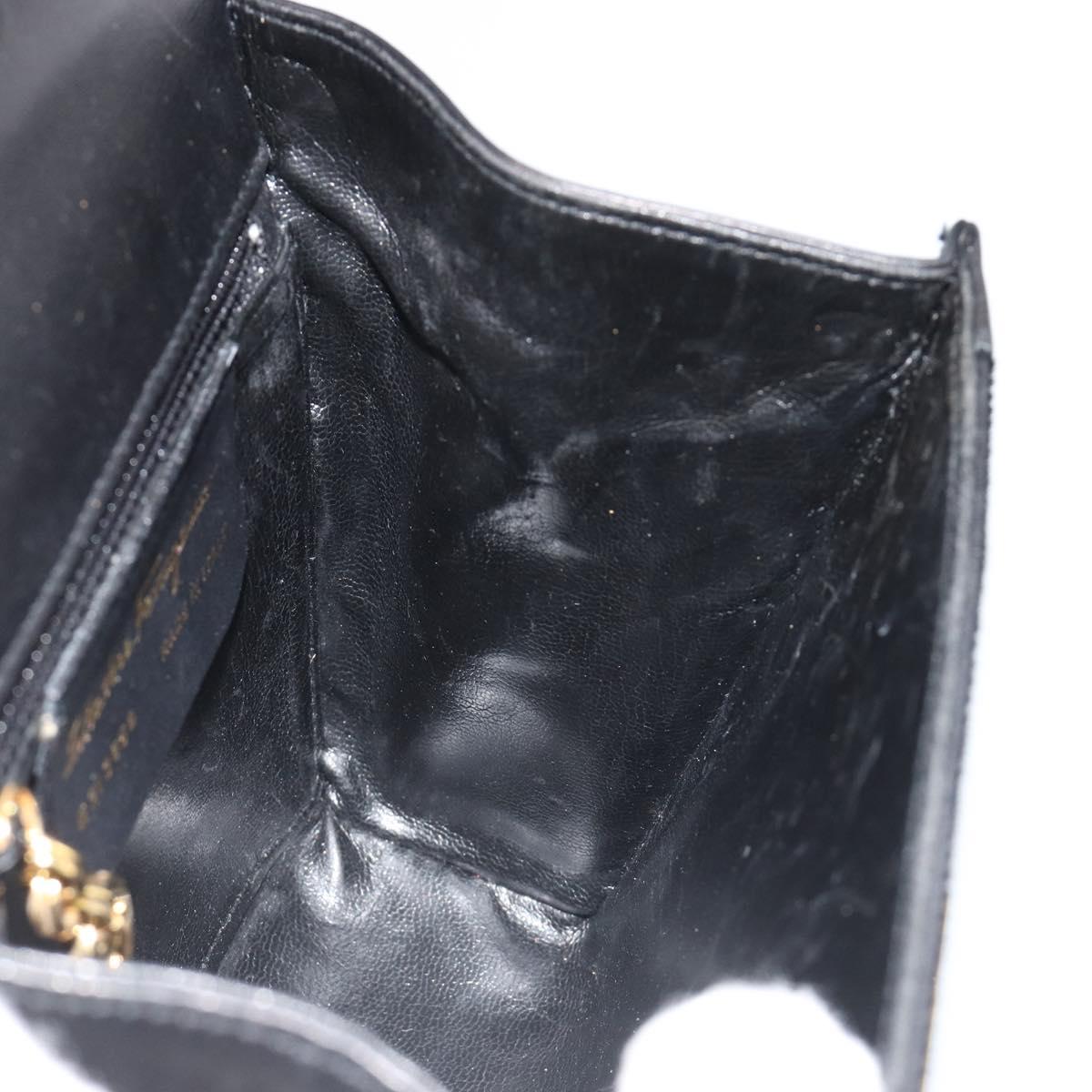 Salvatore Ferragamo Gancini Shoulder Bag Harako leather Black Gold Auth ka4773A