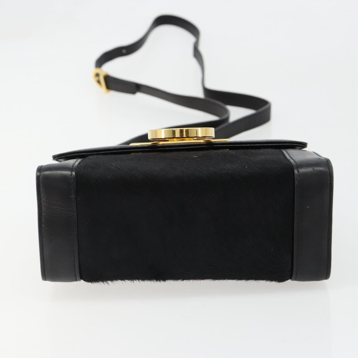 Salvatore Ferragamo Gancini Shoulder Bag Harako leather Black Gold Auth ka4773A