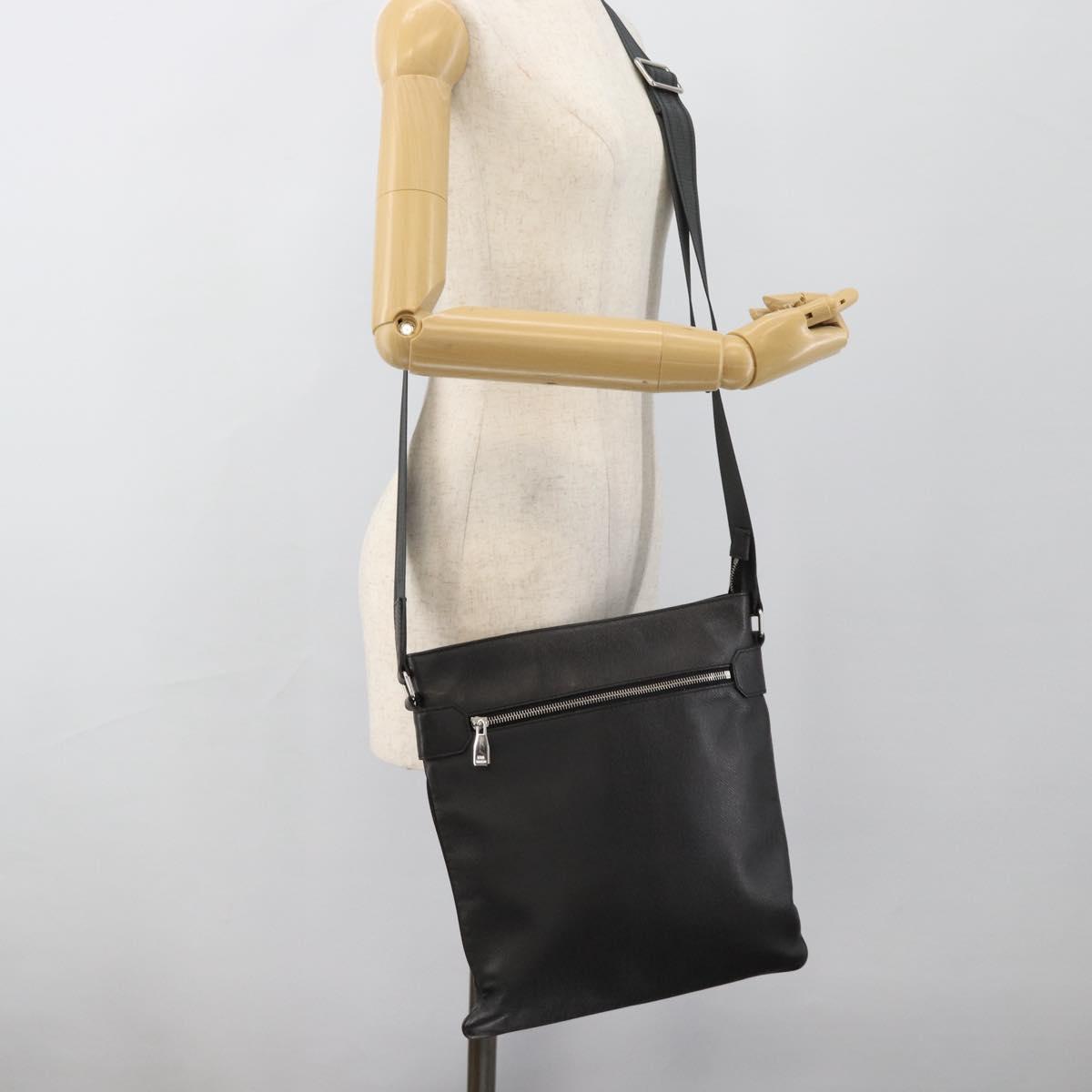 LOUIS VUITTON Taiga Sasha Shoulder Bag Ardoise M32712 LV Auth ka4817