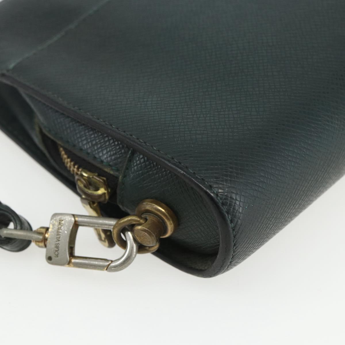 LOUIS VUITTON Taiga Baikal Clutch Bag Epicea M30184 LV Auth ka487