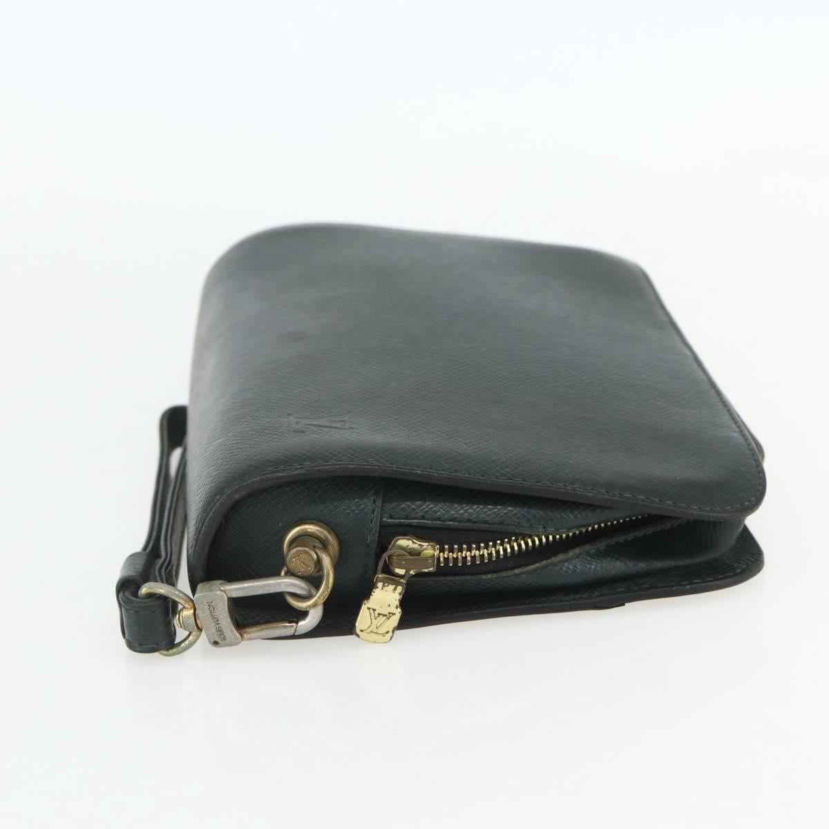 LOUIS VUITTON Taiga Baikal Clutch Bag Epicea M30184 LV Auth ka487