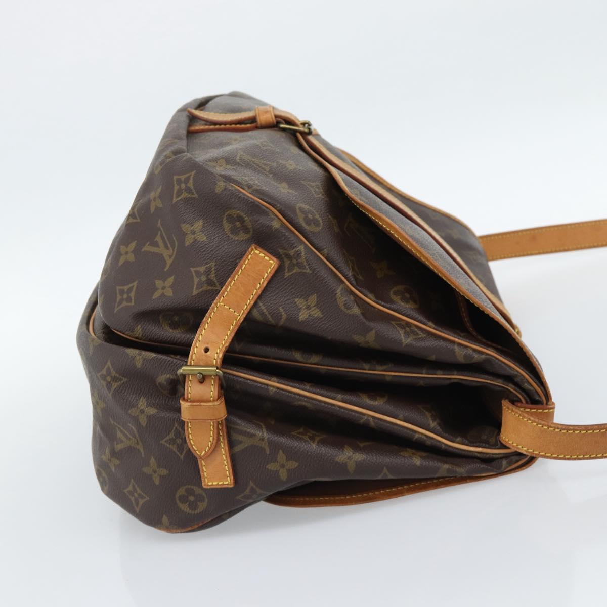 LOUIS VUITTON Monogram Saumur 35 Shoulder Bag M42254 LV Auth ka4885