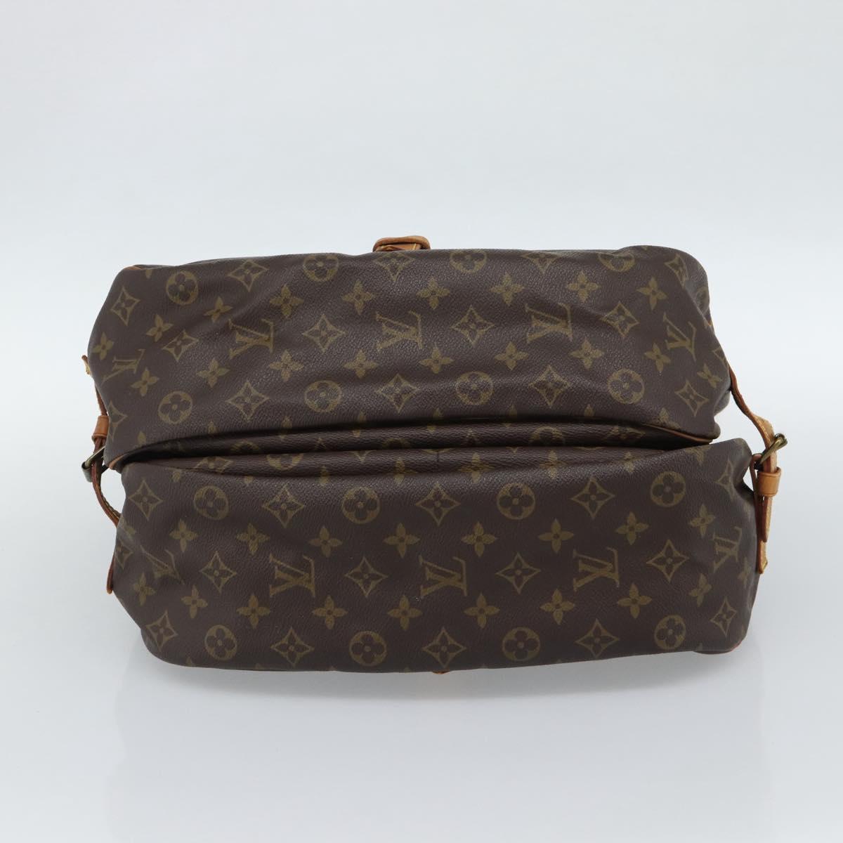 LOUIS VUITTON Monogram Saumur 35 Shoulder Bag M42254 LV Auth ka4885