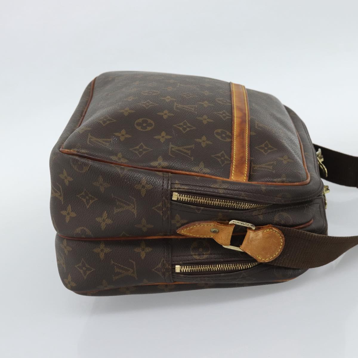 LOUIS VUITTON Monogram Reporter GM Shoulder Bag M45252 LV Auth ka4939