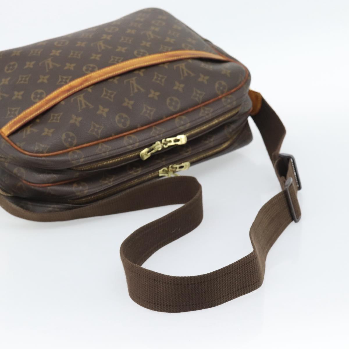 LOUIS VUITTON Monogram Reporter GM Shoulder Bag M45252 LV Auth ka4939