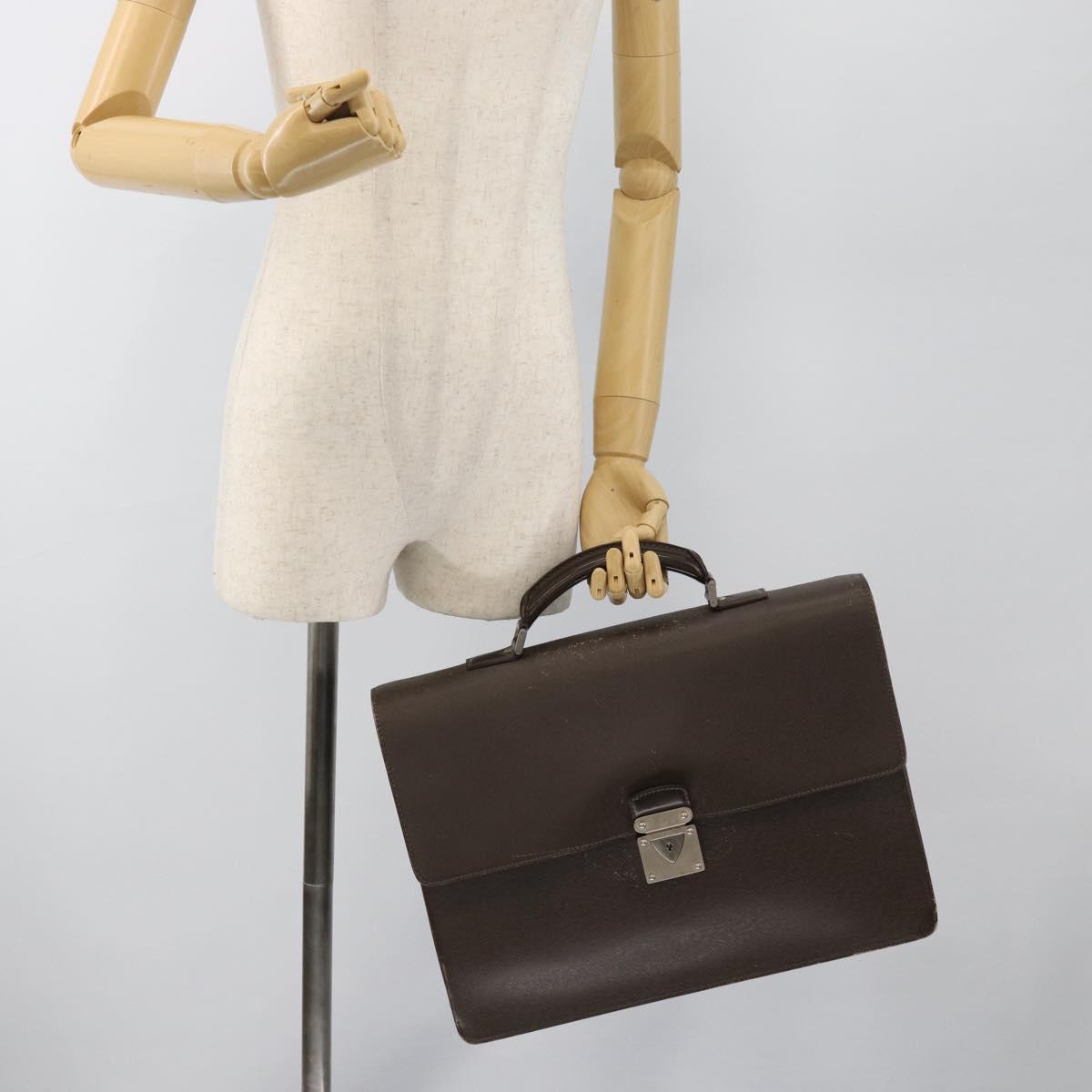 LOUIS VUITTON Taiga Robusto 1 Business Bag Grizzly M31058 LV Auth ka4954