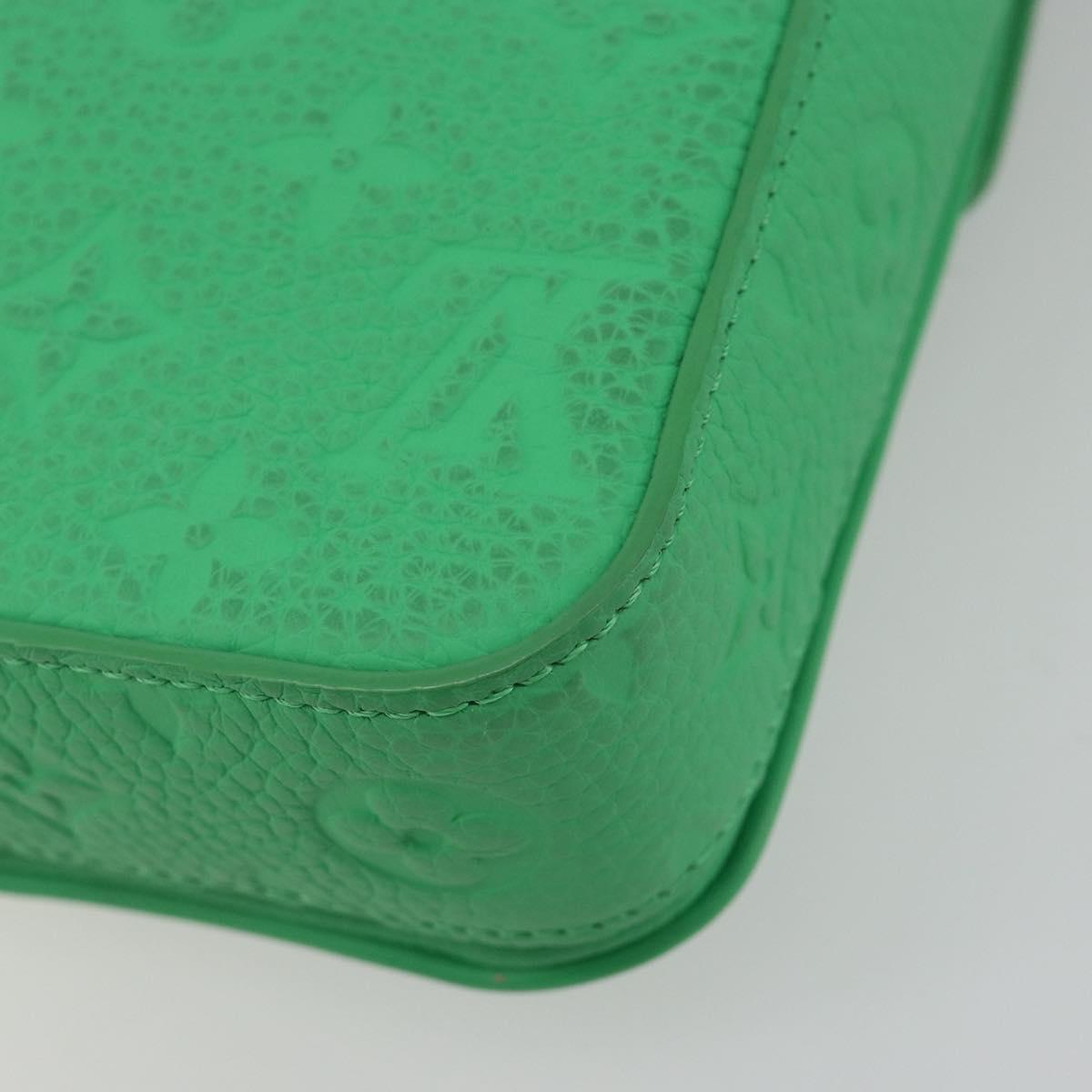 LOUIS VUITTON Lock Vertical Wearable Wallet M81525 Auth ka4987A