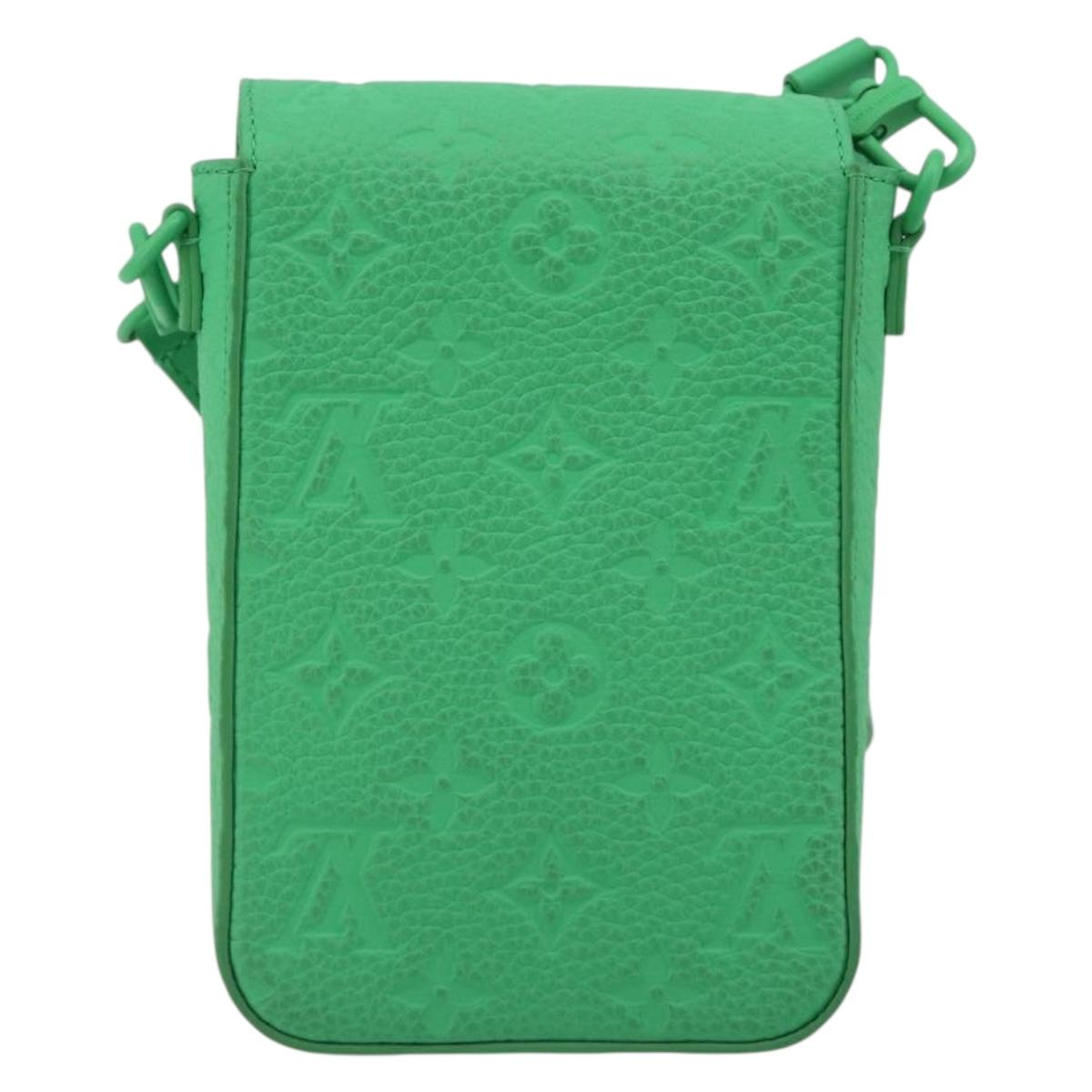 LOUIS VUITTON Lock Vertical Wearable Wallet M81525 Auth ka4987A