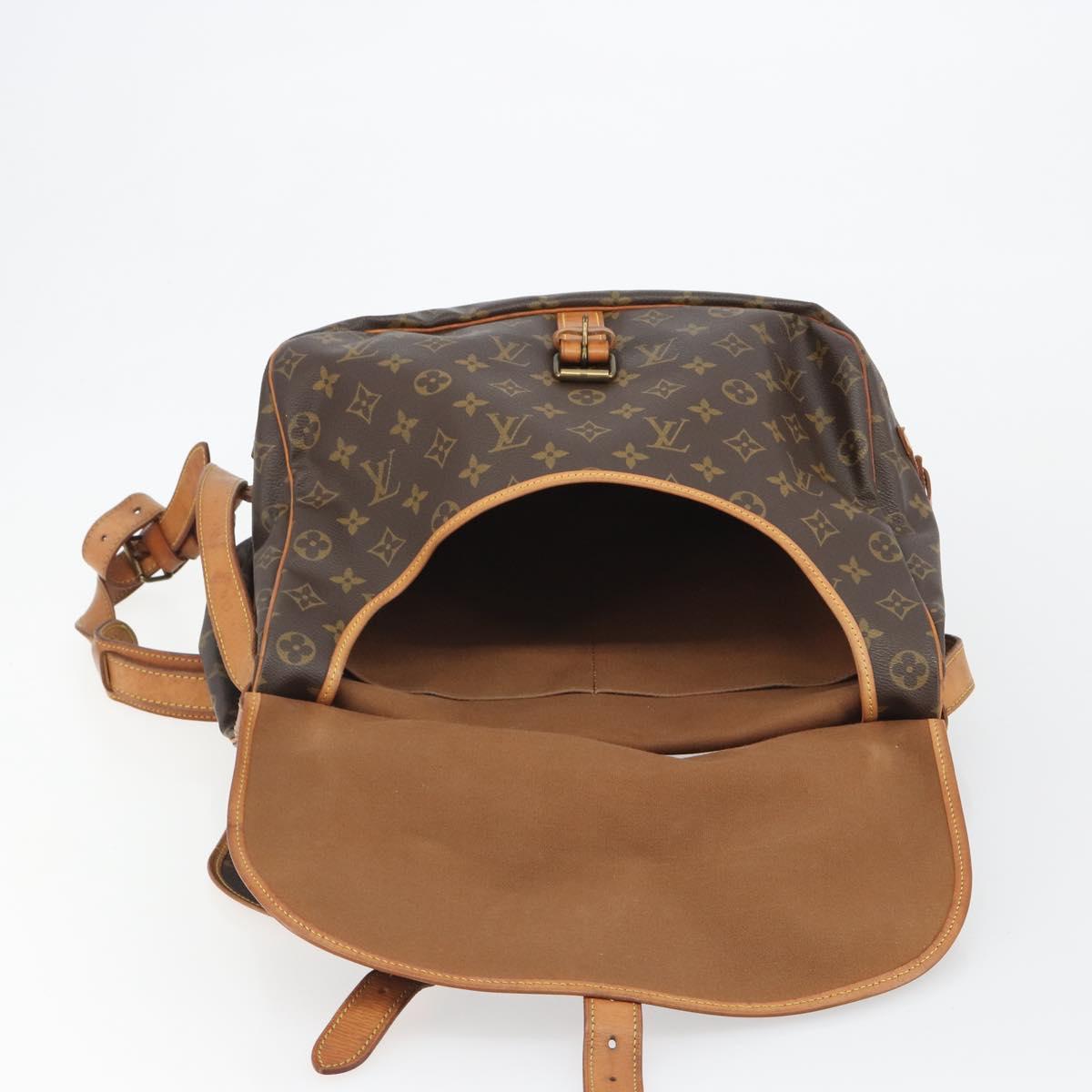 LOUIS VUITTON Monogram Saumur 35 Shoulder Bag M42254 LV Auth ka5008