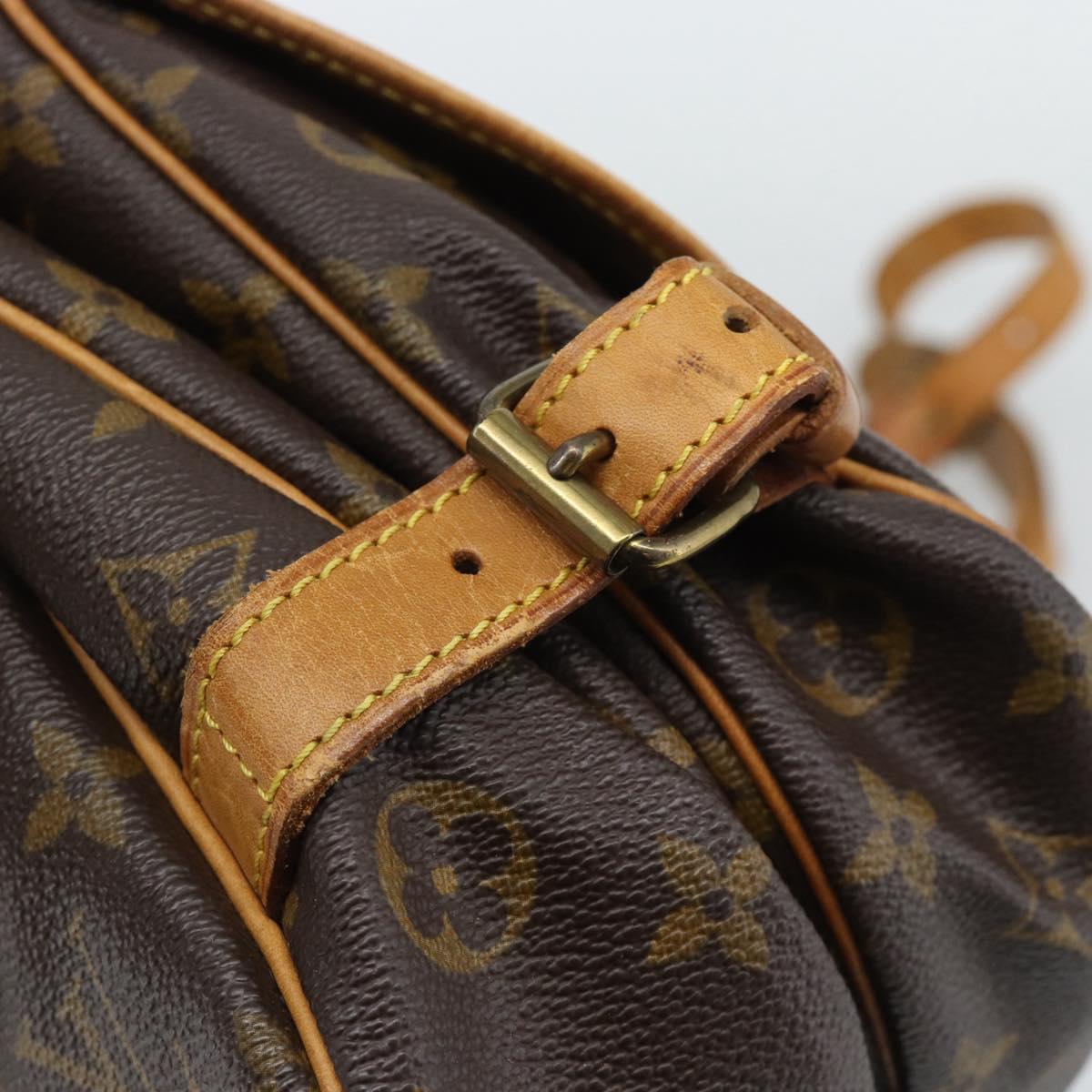 LOUIS VUITTON Monogram Saumur 30 Shoulder Bag M42256 LV Auth ka5094
