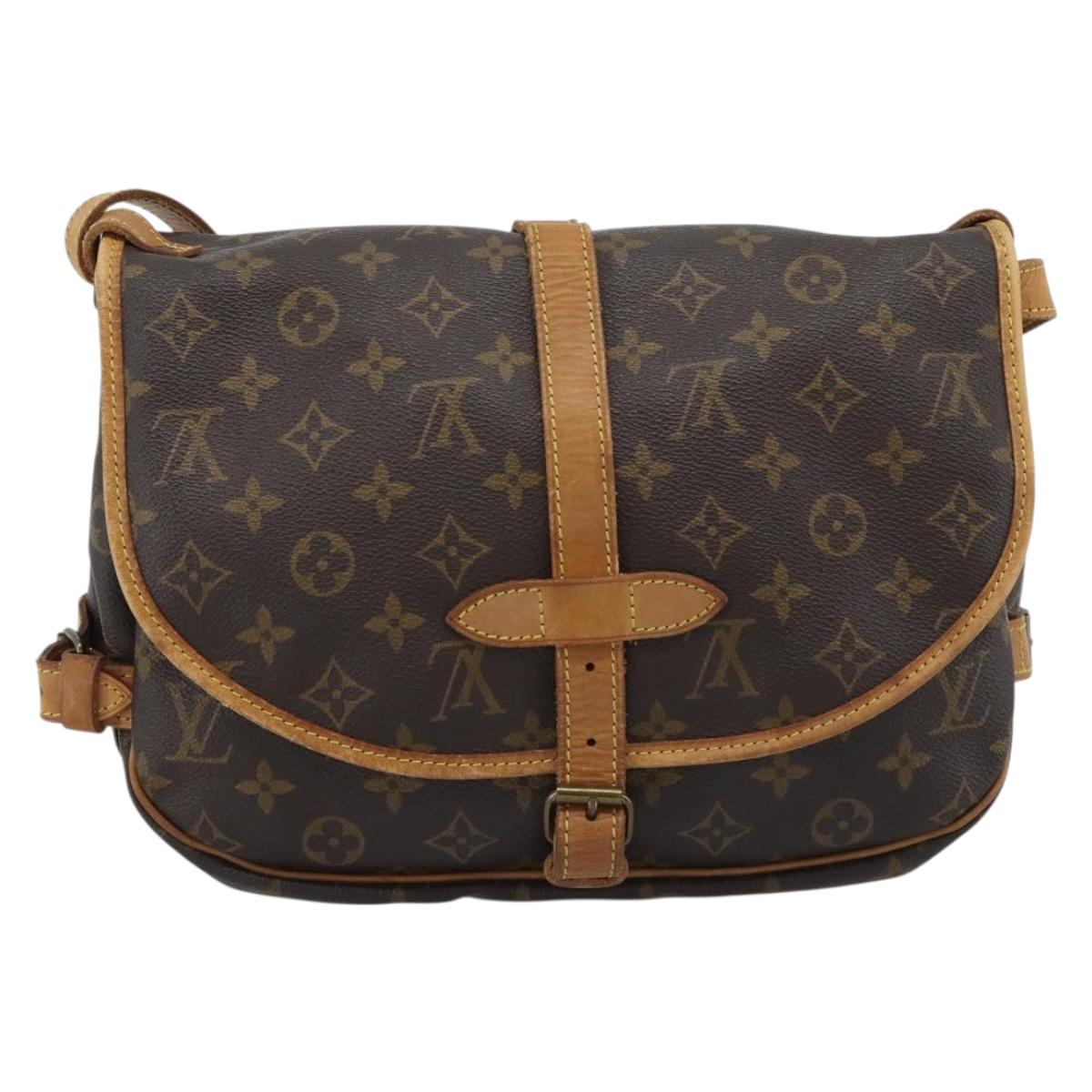 LOUIS VUITTON Monogram Saumur 30 Shoulder Bag M42256 LV Auth ka5094