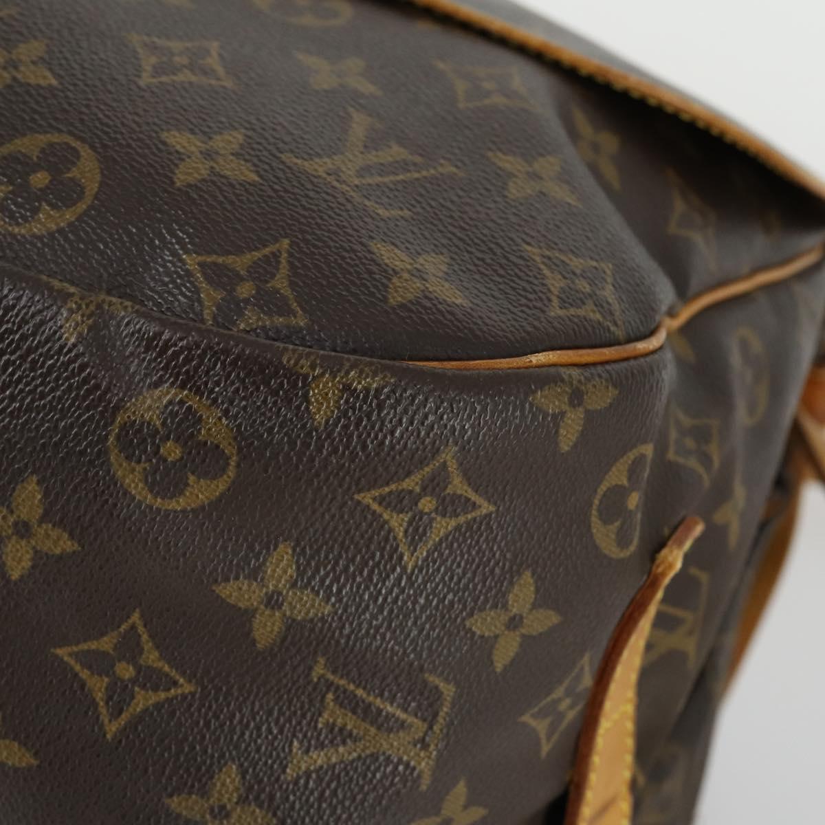LOUIS VUITTON Monogram Saumur 35 Shoulder Bag M42254 LV Auth ka510