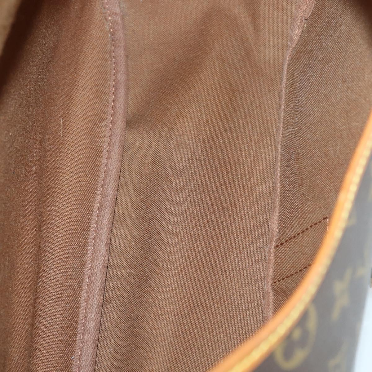 LOUIS VUITTON Monogram Saumur 35 Shoulder Bag M42254 LV Auth ka510