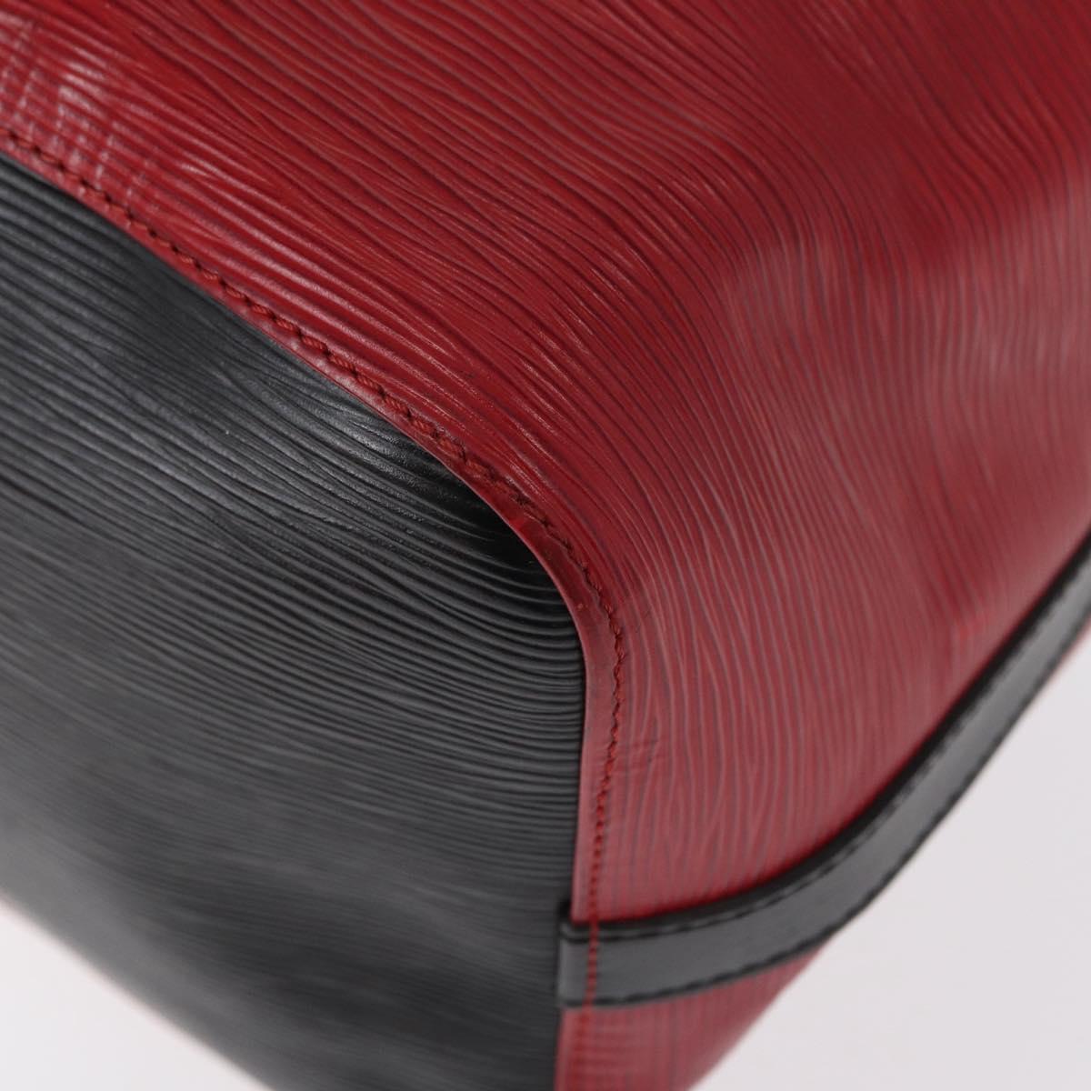 LOUIS VUITTON Epi Petit Noe Shoulder Bag Bicolor Black Red M44017 LV Auth ka511