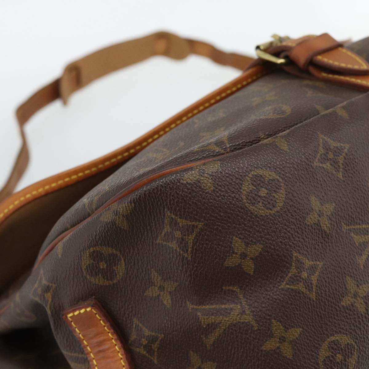 LOUIS VUITTON Monogram Saumur 35 Shoulder Bag M42254 LV Auth ka5161