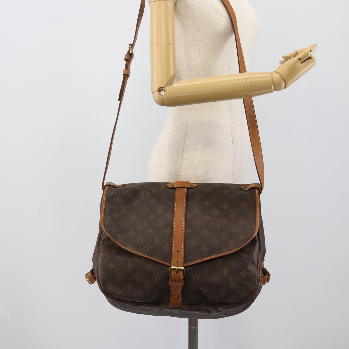 LOUIS VUITTON Monogram Saumur 35 Shoulder Bag M42254 LV Auth ka5161