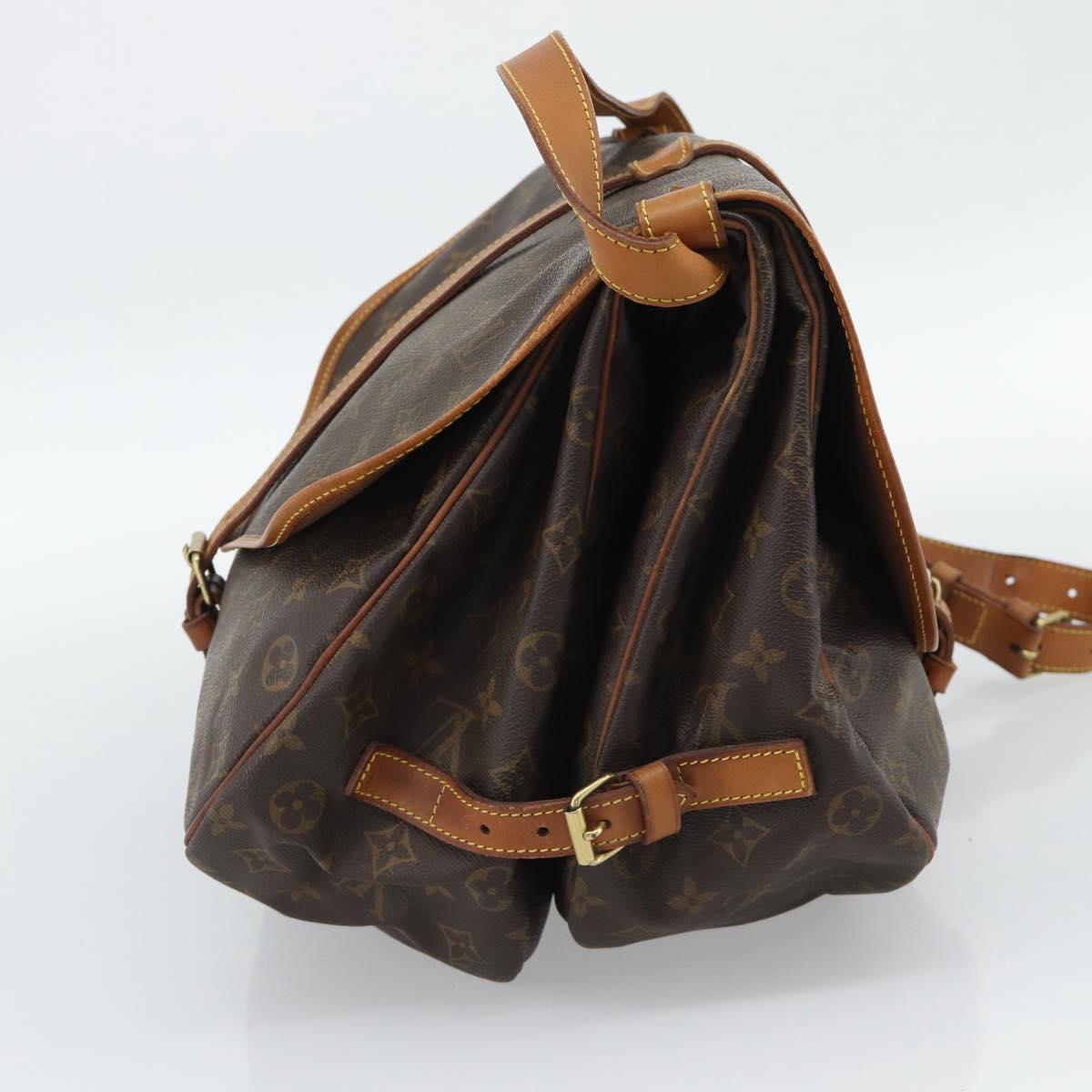 LOUIS VUITTON Monogram Saumur 35 Shoulder Bag M42254 LV Auth ka5161