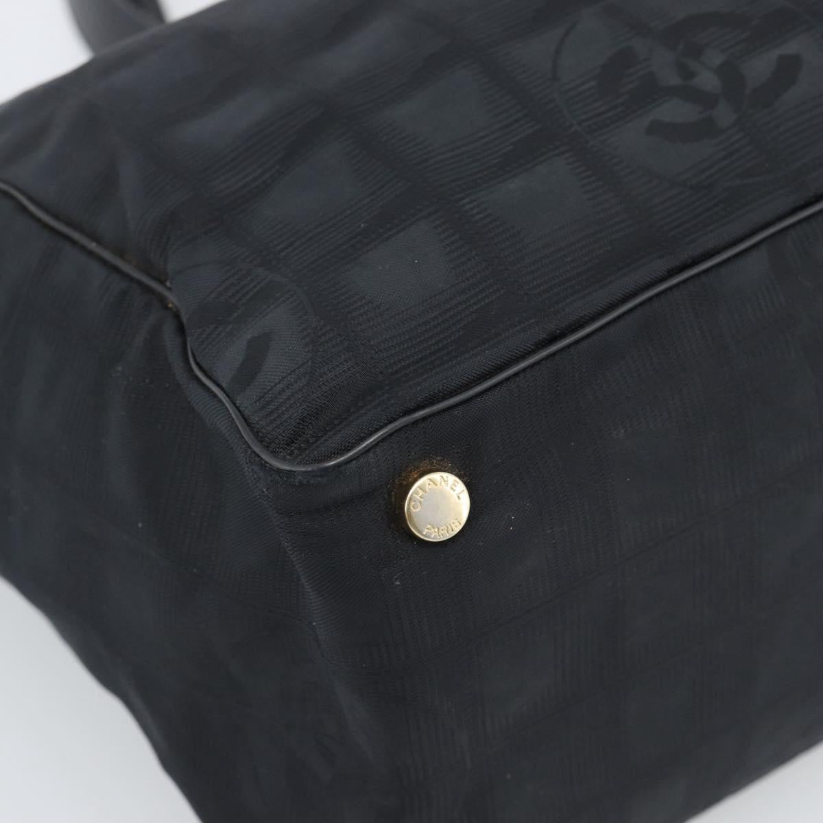 CHANEL New Travel Line Tote Bag Nylon Black CC Auth ka5162