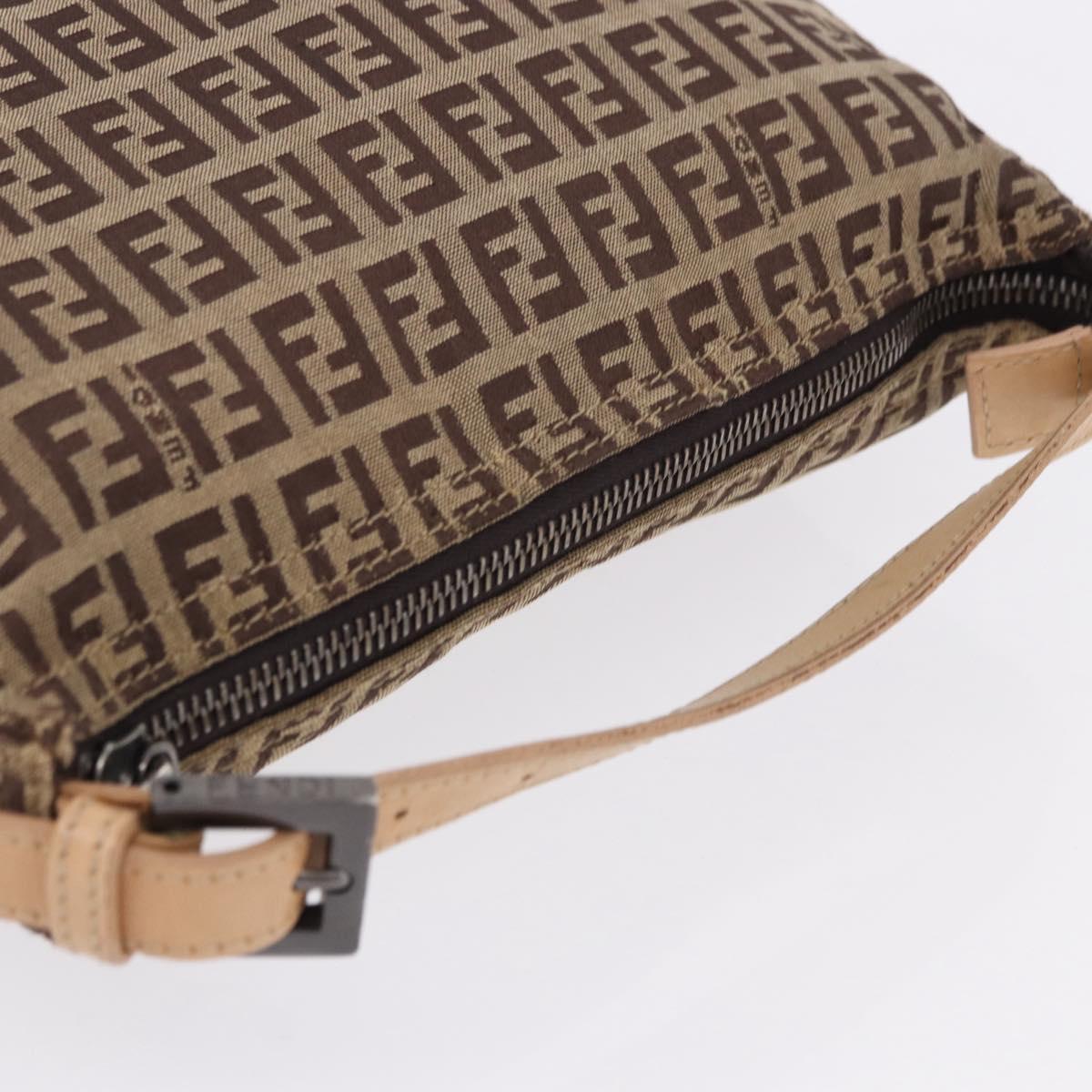FENDI Zucchino Canvas Hand Pouch Beige Silver Auth ka5296A