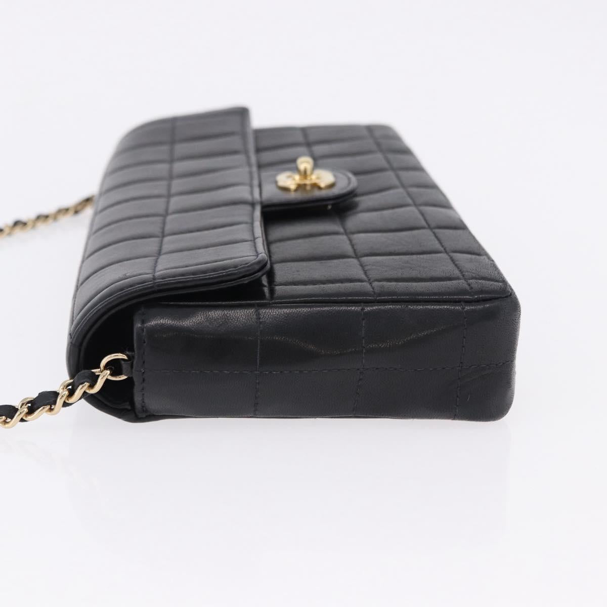 CHANEL Choco Bar Line Chain Shoulder Bag Leather Black Gold CC Auth ka5317V