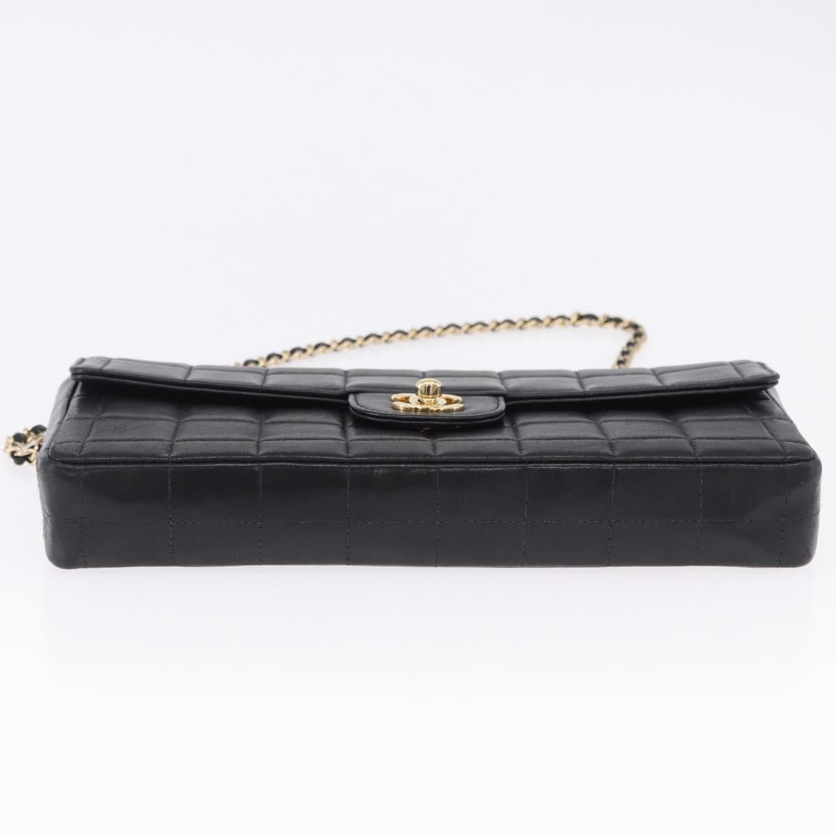 CHANEL Choco Bar Line Chain Shoulder Bag Leather Black Gold CC Auth ka5317V