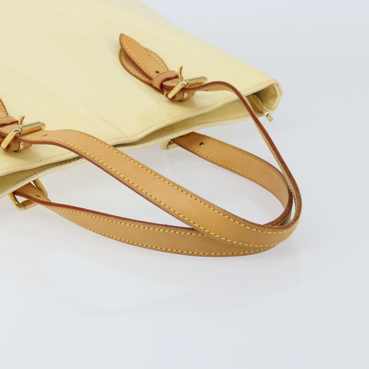 LOUIS VUITTON Monogram Vernis Brentwood Shoulder Bag Perle M91512 LV Auth ka533