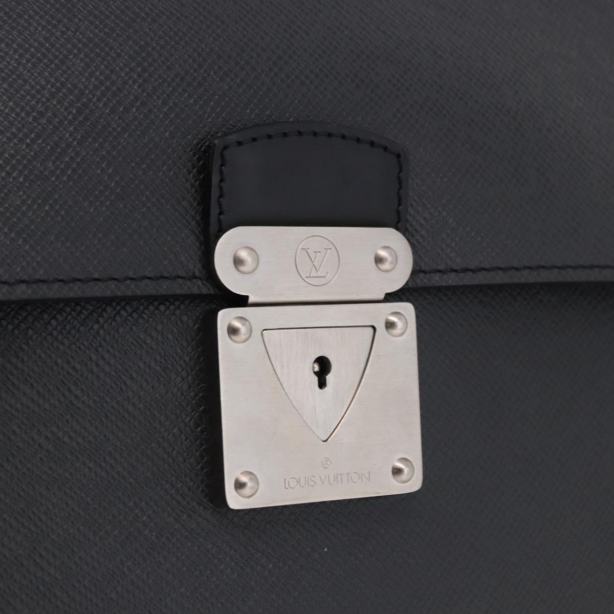 LOUIS VUITTON Taiga Robusto 1 Business Bag Ardoise M31052 LV Auth ka5381V