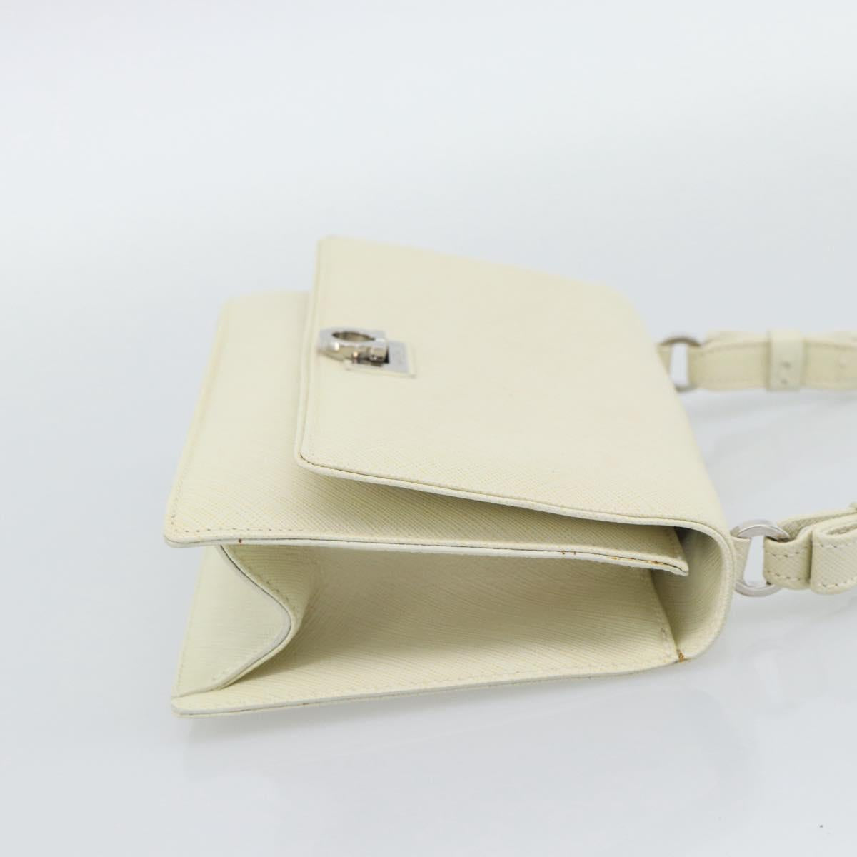 Salvatore Ferragamo Gancini Chain Shoulder Bag Leather Ivory Silver Auth ka5446V