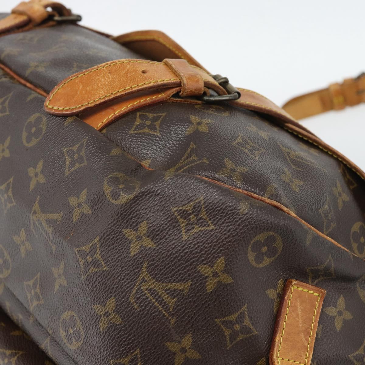 LOUIS VUITTON Monogram Saumur 43 Shoulder Bag M42252 LV Auth ka5471