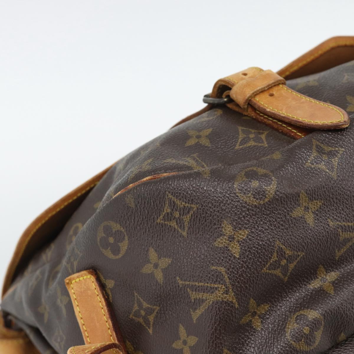 LOUIS VUITTON Monogram Saumur 43 Shoulder Bag M42252 LV Auth ka5471