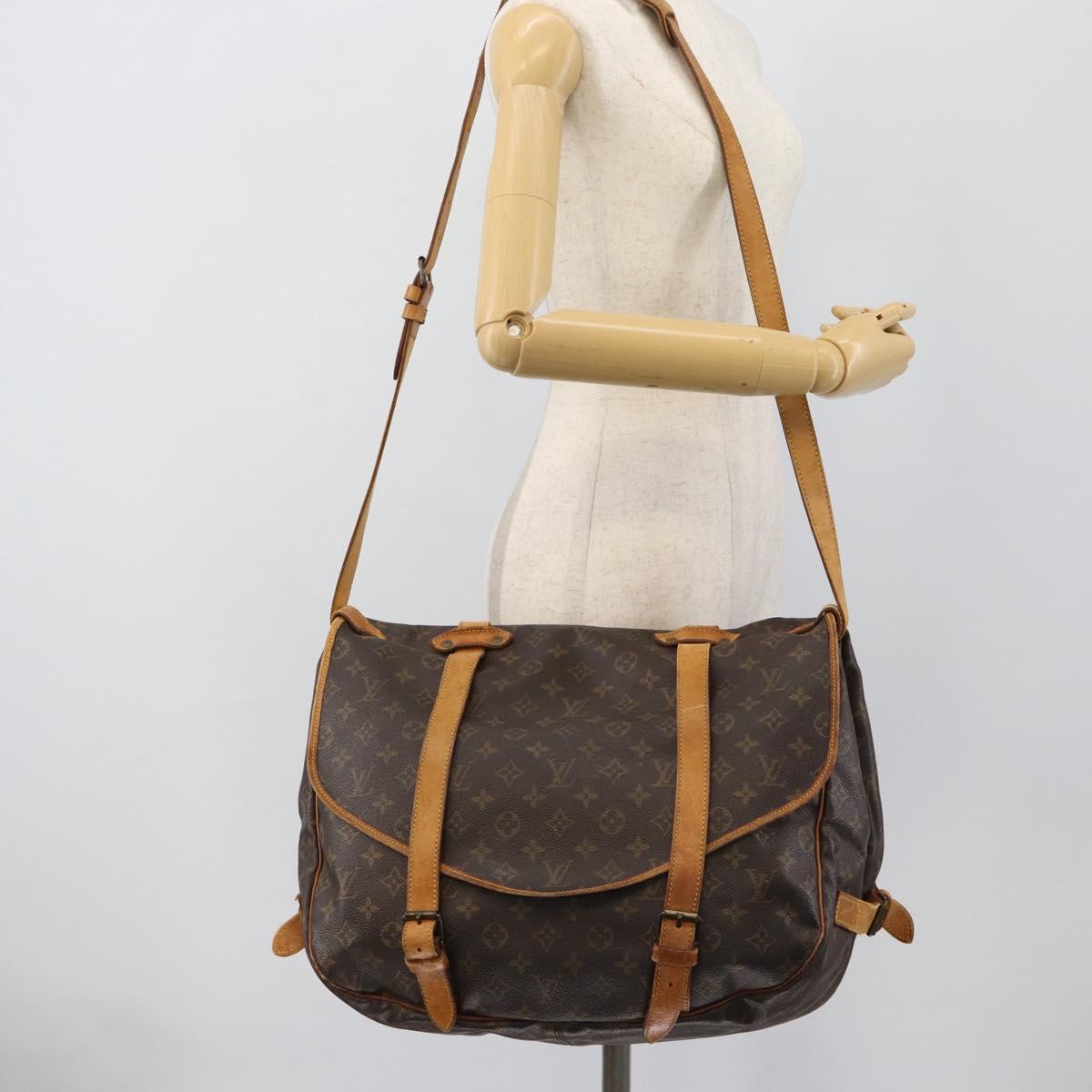 LOUIS VUITTON Monogram Saumur 43 Shoulder Bag M42252 LV Auth ka5471