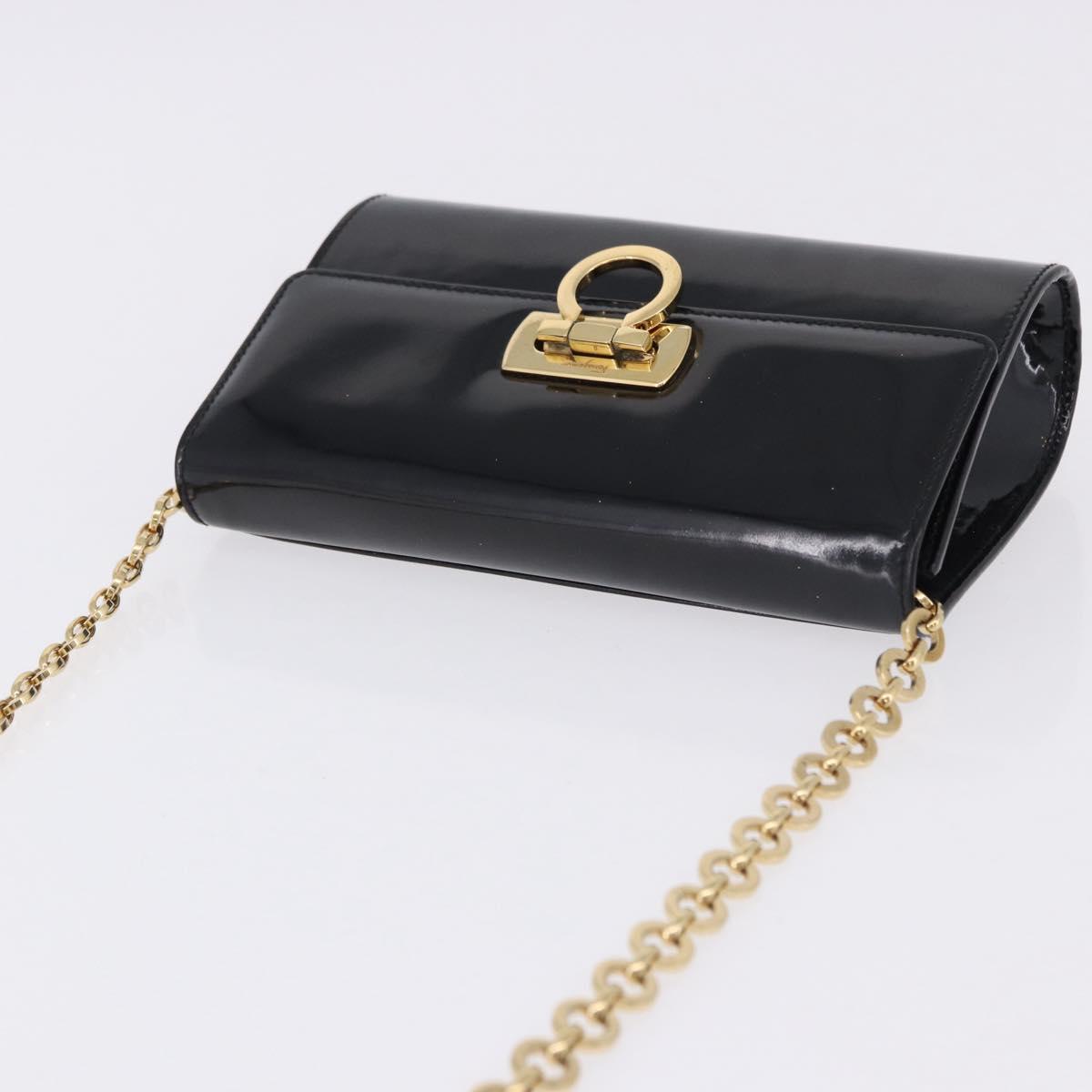 Salvatore Ferragamo Gancini Chain Shoulder Bag Patent Black Gold Auth ka5498