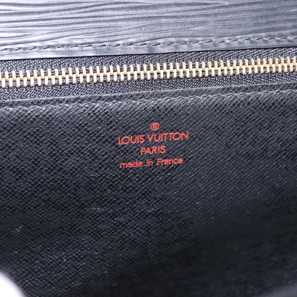 LOUIS VUITTON Epi Sellier Dragonne Clutch Bag Black M52612 LV Auth ka5527
